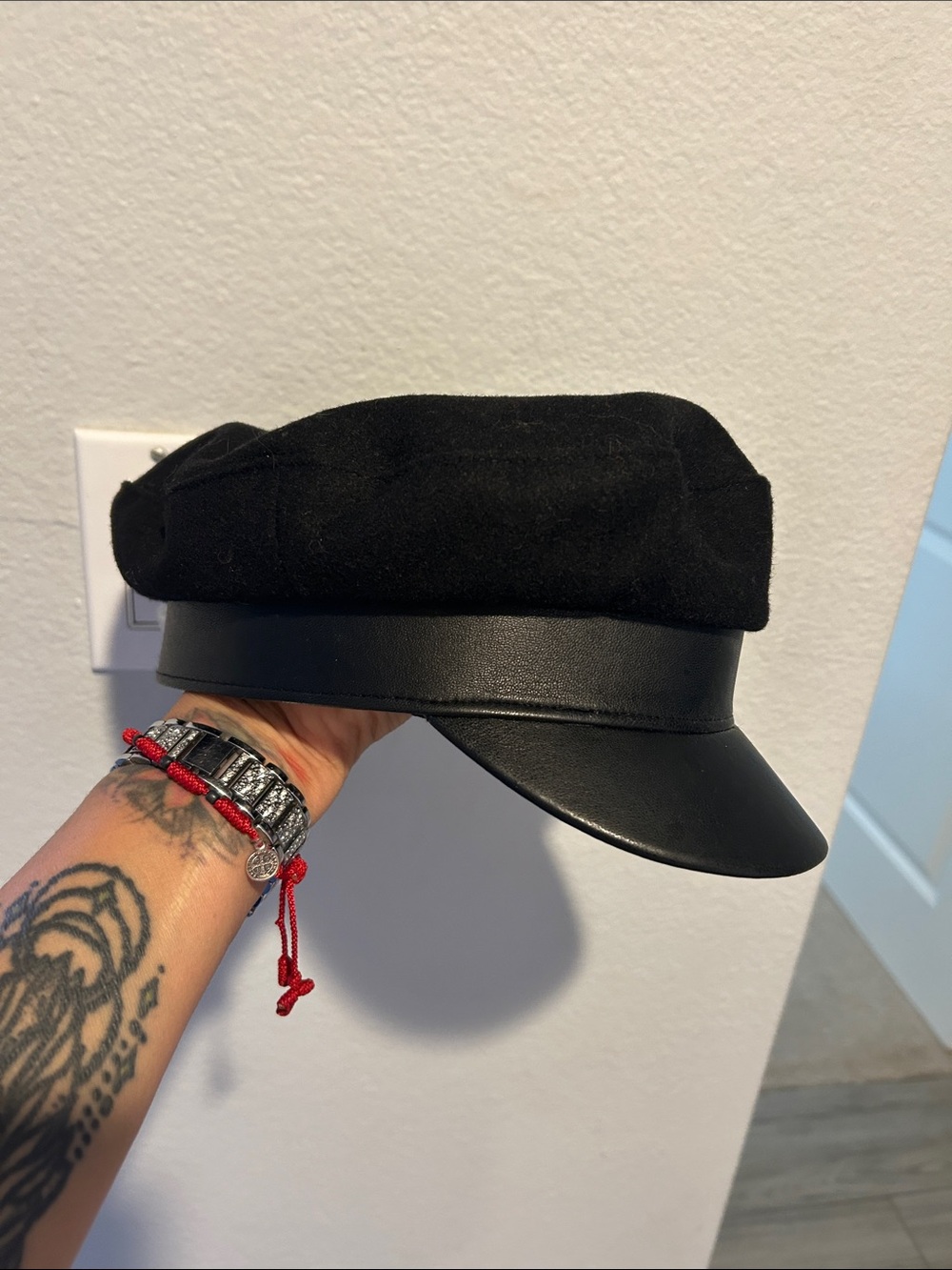 Forever 21 Black Baker Boy Hat with Faux Leather Visor